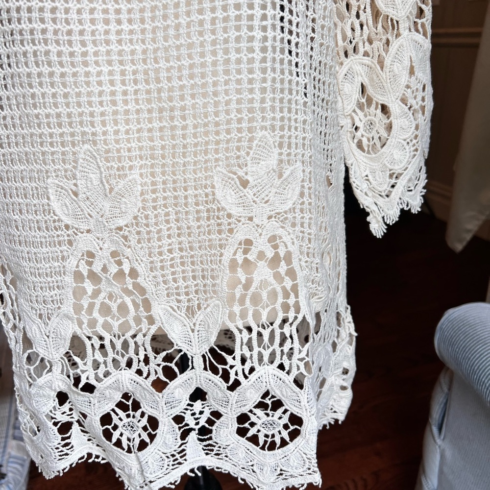 FORGOTTEN GRACE - Crochet Bell Sleeve Top- size L - Picture 3 of 9